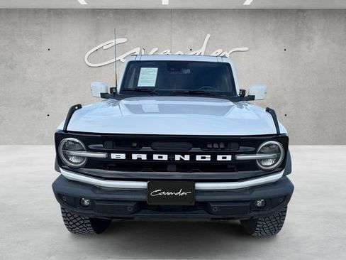 Used 2022 Ford Bronco Outer Banks w/ Sasquatch Package AWD/4WD image 18