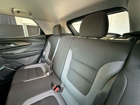 Used 2025 Chevrolet TrailBlazer LT AWD/4WD image 22