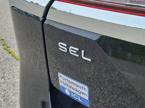 Certified 2024 Volkswagen Atlas SEL AWD/4WD image 12