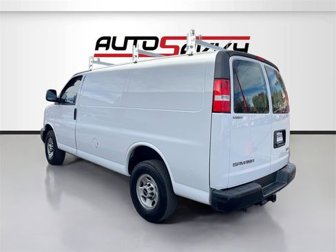 Used 2023 GMC Savana 2500 w/ Driver Convenience Package image 5