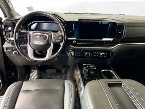 Used 2022 GMC Sierra 1500 Elevation w/ Elevation Premium Package AWD/4WD image 25