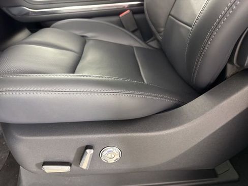 New 2025 Lincoln Navigator L Reserve w/ Jet Appearance Package image 15