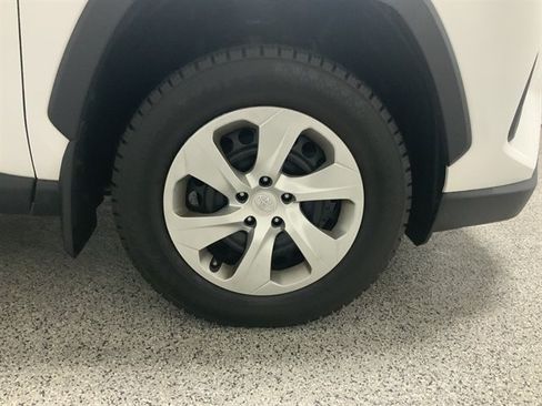Used 2019 Toyota RAV4 LE w/ All Weather Liner Package AWD/4WD image 12