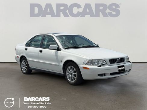 Used 2003 Volvo S40 FWD image 1