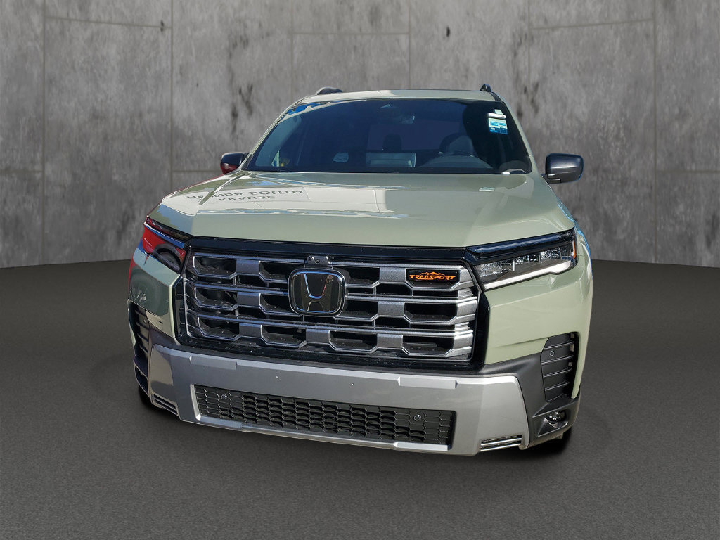New 2026 Honda Pilot TrailSport image 2