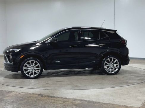 Used 2024 Buick Encore GX Avenir w/ Avenir Technology Package image 6