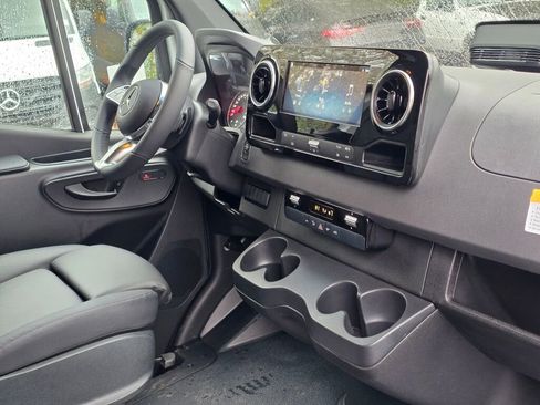 New 2026 Mercedes-Benz Sprinter 3500 image 19