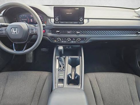 Used 2024 Honda Accord EX image 17
