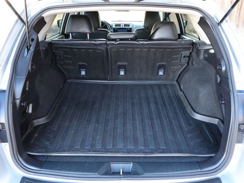 Used 2017 Subaru Outback 3.6R Limited image 14