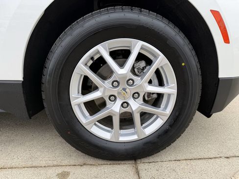 Used 2022 Chevrolet Equinox LT image 10