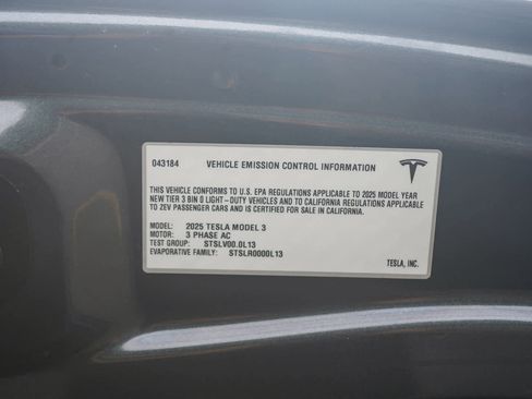 Used 2025 Tesla Model 3 Long Range image 26