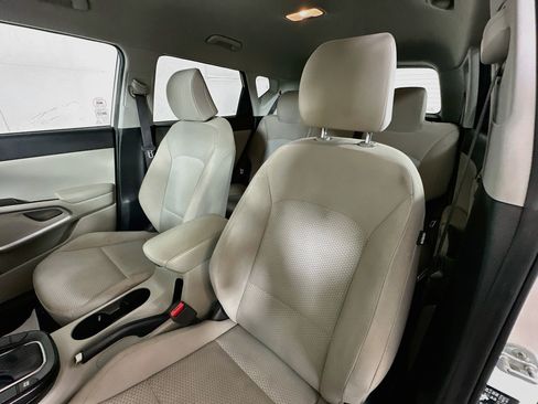 Used 2020 Kia Soul LX FWD image 19