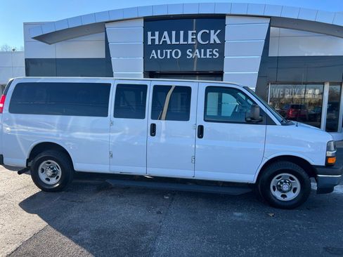 Used 2017 Chevrolet Express 3500 LT w/ LT Preferred Equipment Group image 1