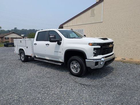 Used 2024 Chevrolet Silverado 2500 W/T w/ WT Convenience Package AWD/4WD image 19