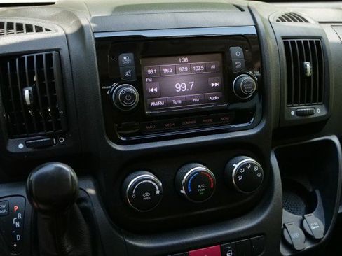 Used 2019 RAM ProMaster 2500 FWD image 4