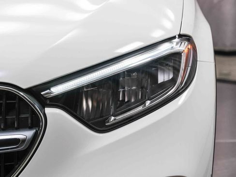 Certified 2026 Mercedes-Benz GLC 300 image 11