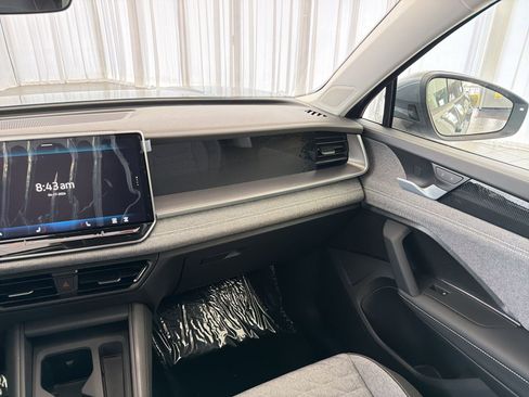 New 2026 Volkswagen Tiguan S FWD image 27
