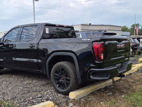 Used 2024 GMC Sierra 1500 Elevation AWD/4WD image 4