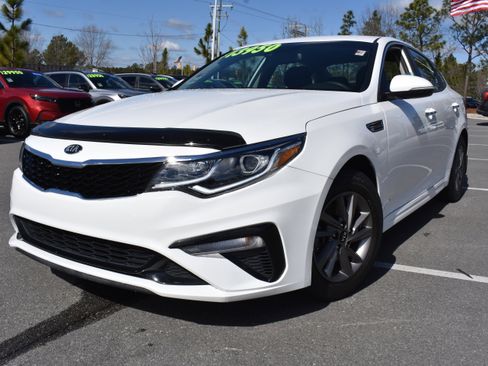 Used 2020 Kia Optima LX image 5