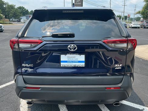 Used 2021 Toyota RAV4 XLE Premium AWD/4WD image 6