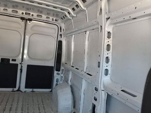 Used 2025 RAM ProMaster 2500 w/ Convenience Group FWD image 13
