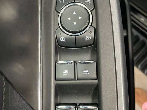 Used 2023 Ford F250 Lariat w/ Lariat Ultimate Package AWD/4WD image 14
