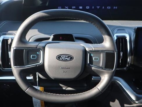 New 2026 Ford Expedition Max Platinum w/ Stealth Appearance Package AWD/4WD image 11
