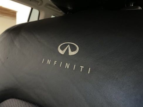 Used 2011 INFINITI QX56 2WD w/ Theater Pkg image 70