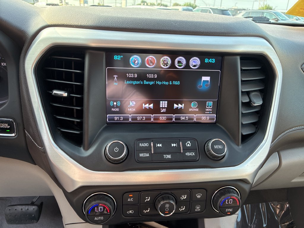 Used 2018 GMC Acadia SLT FWD image 15