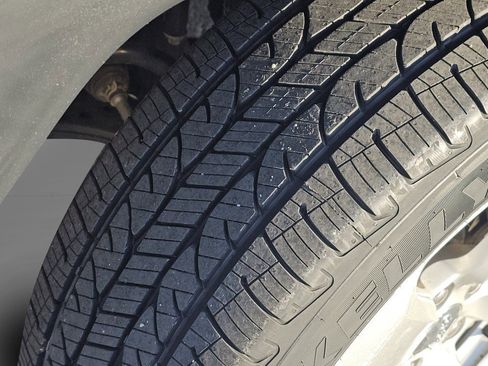 Used 2021 Jeep Compass Latitude image 17