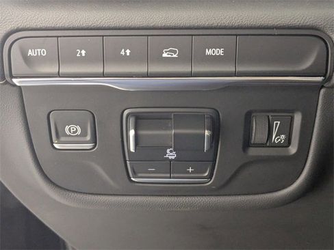 Used 2024 Cadillac Escalade Sport image 16