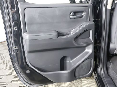 Used 2022 Nissan Frontier S w/ Technology Package AWD/4WD image 18