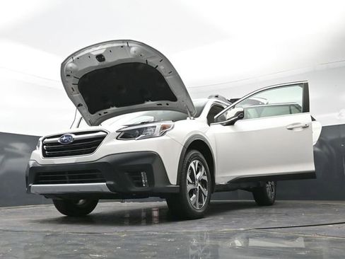 Used 2022 Subaru Outback Limited w/ Popular Package #2 AWD/4WD image 46