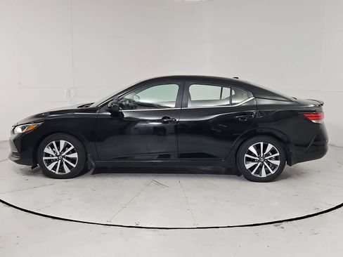 Used 2021 Nissan Sentra SV w/ SV Premium Package FWD image 3