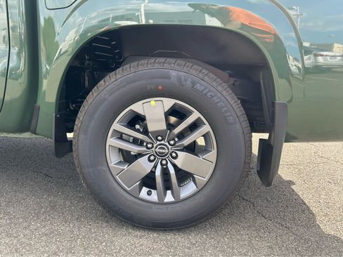 New 2026 Nissan Frontier SV w/ Tow Package RWD image 5
