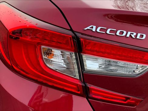 Used 2019 Honda Accord LX image 27