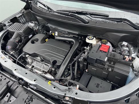 New 2026 Chevrolet Equinox LT w/ Convenience Package II image 18