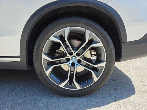 Used 2023 BMW X5 sDrive40i w/ Climate Comfort Package RWD image 16