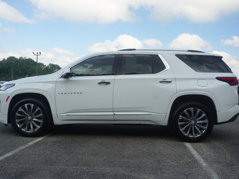 Used 2022 Chevrolet Traverse Premier image 6