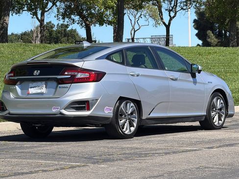Used 2019 Honda Clarity Plug-In Hybrid image 5
