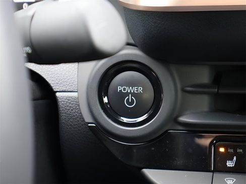 Used 2023 Toyota Crown Platinum image 29