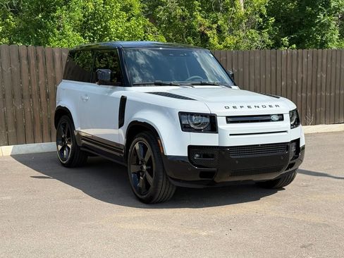 Used 2023 Land Rover Defender 90 V8 AWD/4WD image 8
