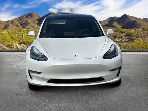 Used 2020 Tesla Model 3 Performance AWD/4WD image 3