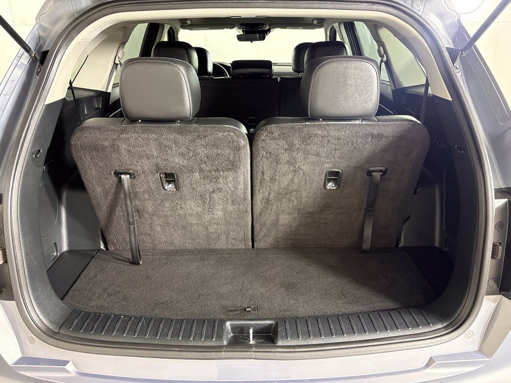 Used 2023 Kia Sorento S w/ Panoramic Sunroof Package FWD image 19