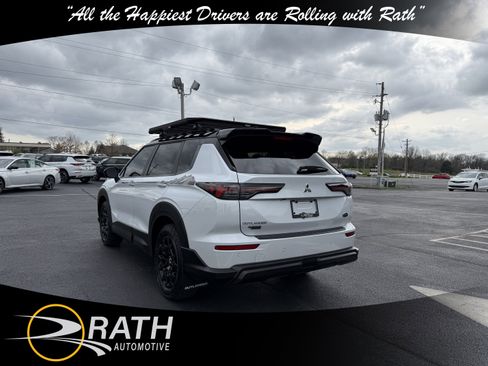 New 2026 Mitsubishi Outlander Trail Edition image 7