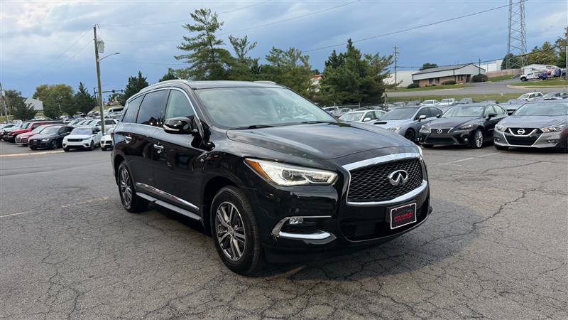 Used 2018 INFINITI QX60 Luxe w/ Premium Plus Package AWD/4WD image 3