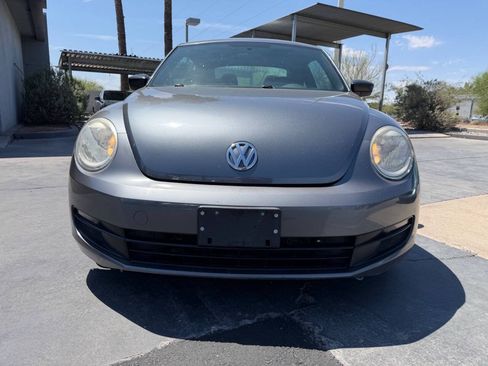 Used 2014 Volkswagen Beetle 1.8T FWD image 2