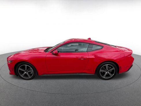 Used 2024 Ford Mustang Premium image 9