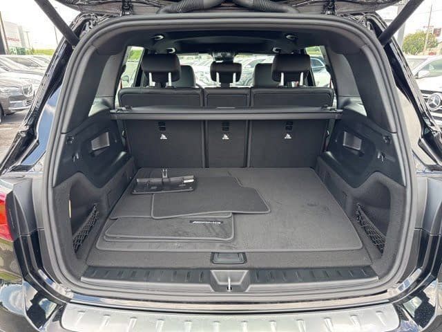 New 2025 Mercedes-Benz GLB 35 AMG 4MATIC image 23