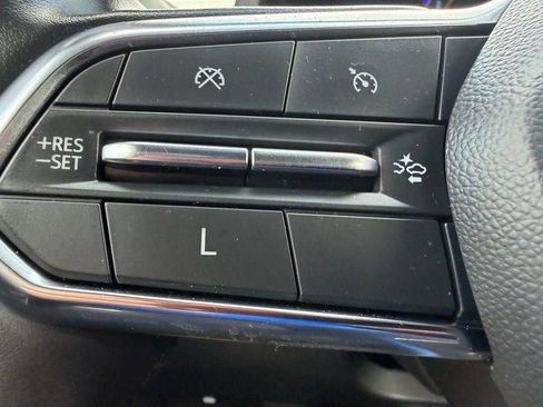 Used 2025 Chevrolet Equinox LT w/ Safety and Technology Package FWD image 15